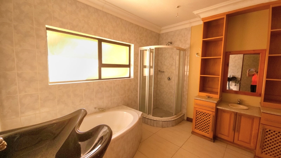 3 Bedroom Property for Sale in Birdwood Estate North West